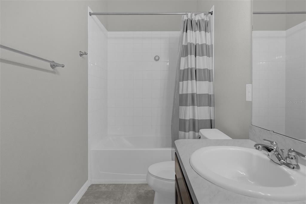 For Sale: $315,000 (3 beds, 2 baths, 2064 Square Feet)
