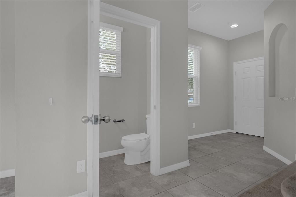 For Sale: $315,000 (3 beds, 2 baths, 2064 Square Feet)