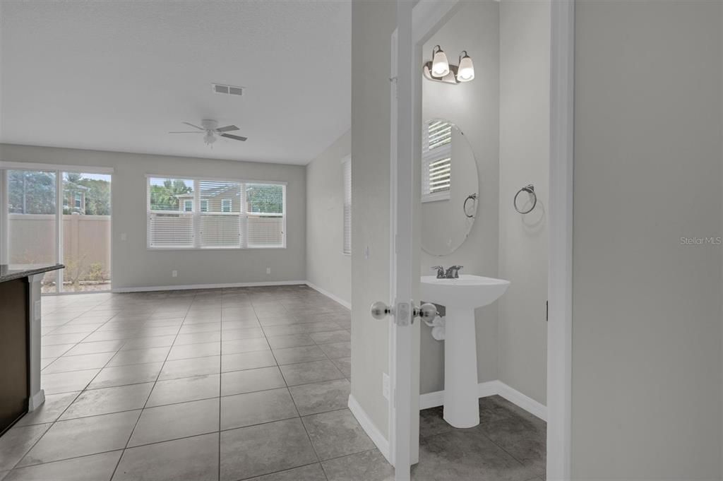For Sale: $315,000 (3 beds, 2 baths, 2064 Square Feet)