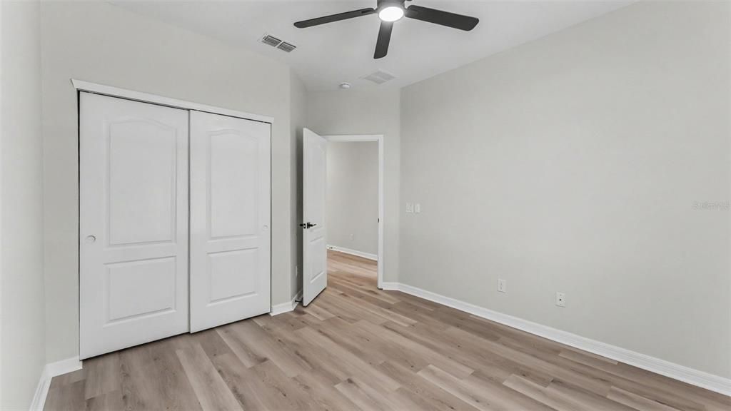 En Venta: $259,900 (4 camas, 2 baños, 1906 Pies cuadrados)