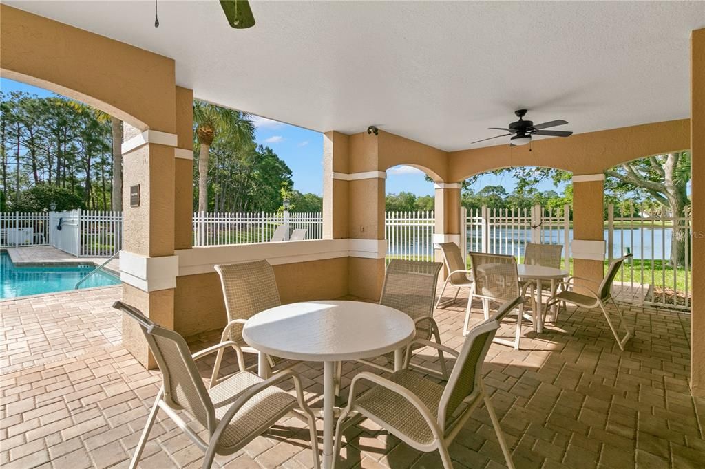 En Venta: $325,000 (3 camas, 2 baños, 1610 Pies cuadrados)