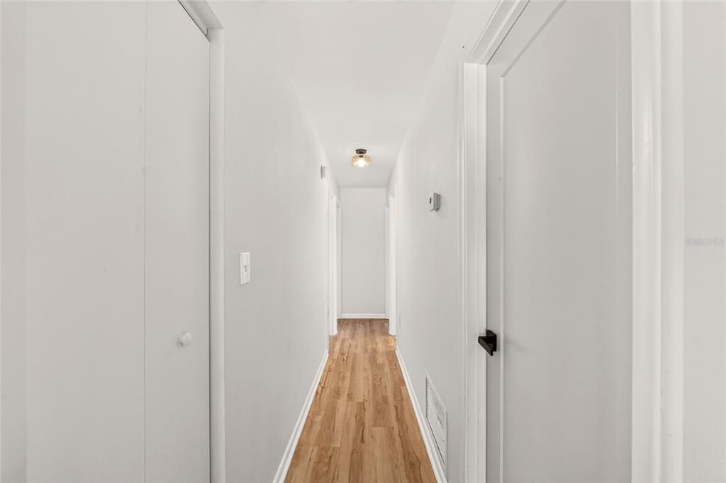 For Sale: $225,000 (3 beds, 2 baths, 1150 Square Feet)
