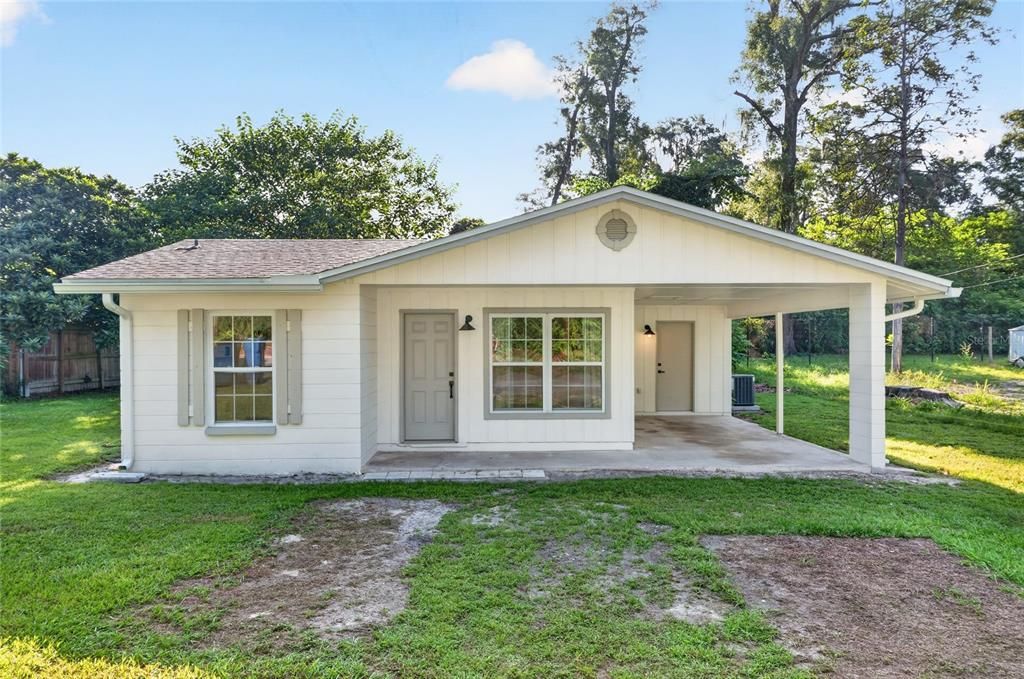 For Sale: $225,000 (3 beds, 2 baths, 1150 Square Feet)