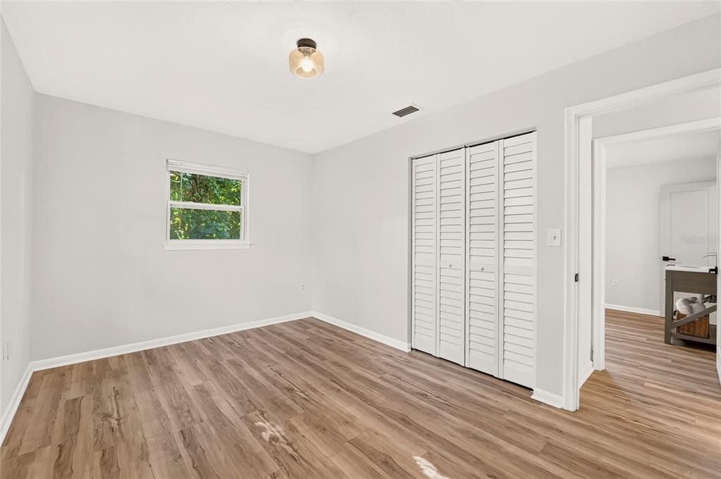 For Sale: $225,000 (3 beds, 2 baths, 1150 Square Feet)