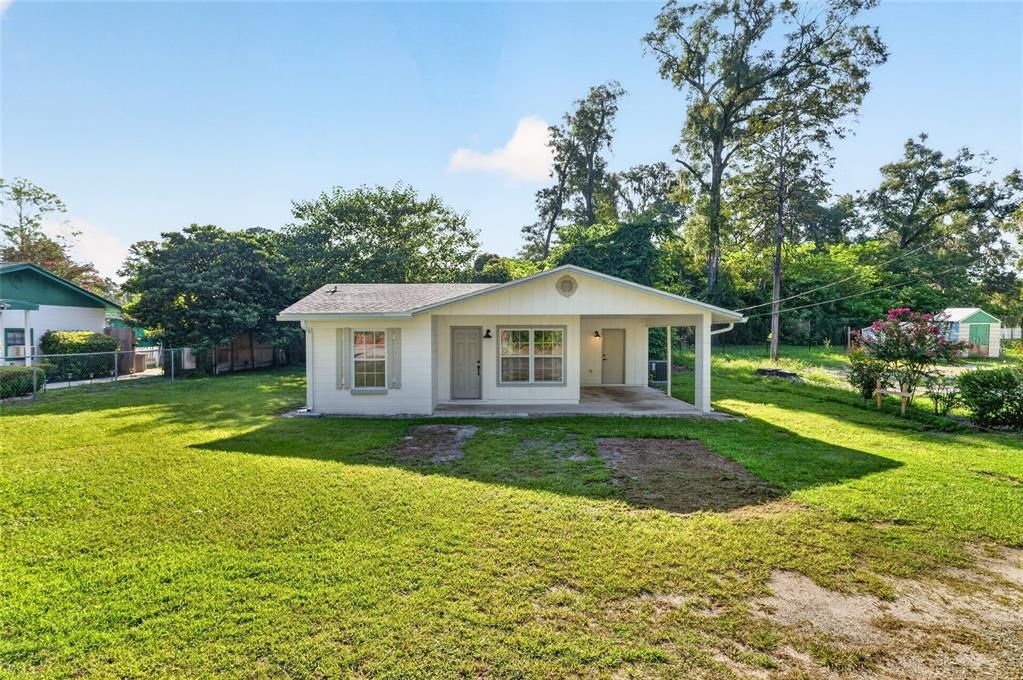For Sale: $225,000 (3 beds, 2 baths, 1150 Square Feet)