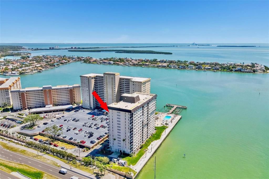 For Rent: $2,700 (2 beds, 2 baths, 1175 Square Feet)