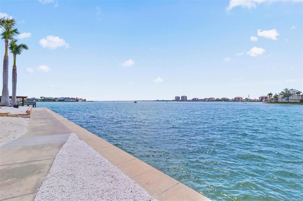 For Rent: $2,700 (2 beds, 2 baths, 1175 Square Feet)