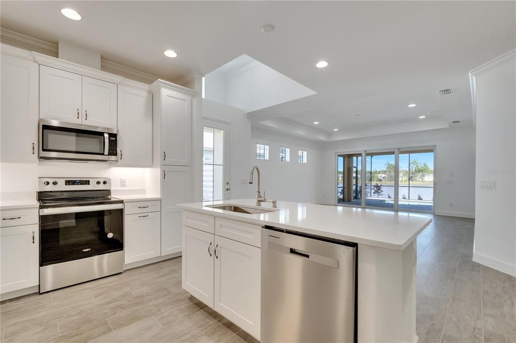 For Rent: $3,550 (2 beds, 2 baths, 1743 Square Feet)