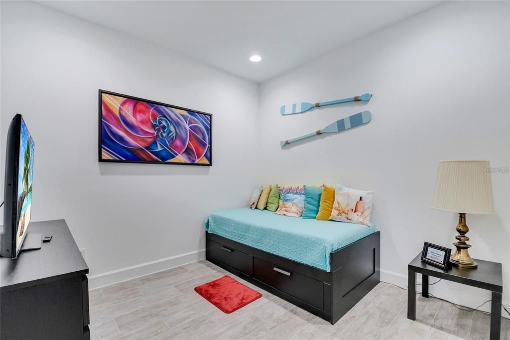For Rent: $3,550 (2 beds, 2 baths, 1743 Square Feet)