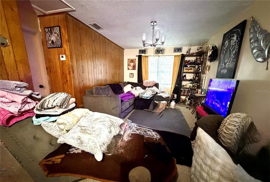 На продажу: $245,000 (3 спален, 1 ванн, 1508 Квадратных фут)