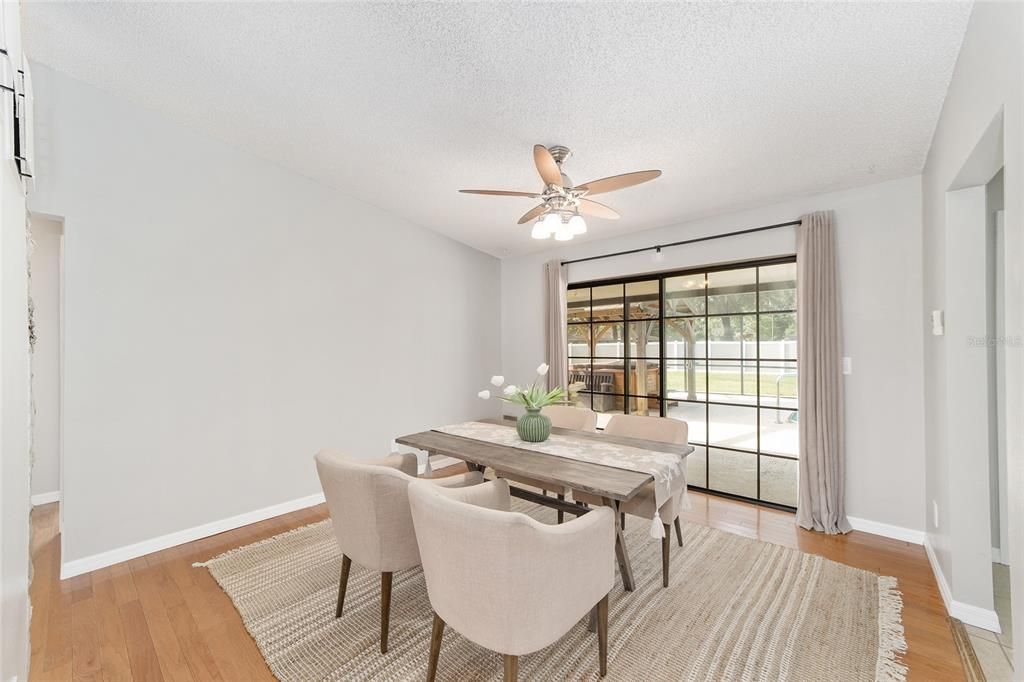 For Sale: $465,000 (3 beds, 2 baths, 1728 Square Feet)