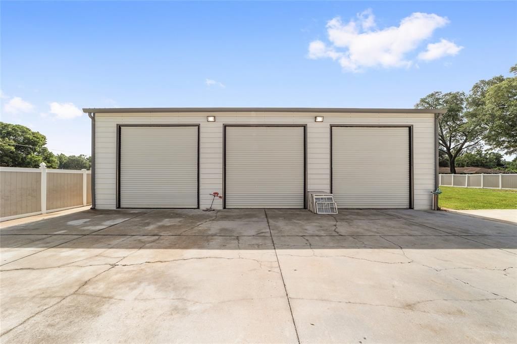For Sale: $465,000 (3 beds, 2 baths, 1728 Square Feet)