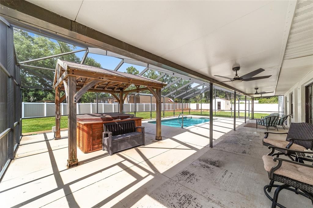 For Sale: $465,000 (3 beds, 2 baths, 1728 Square Feet)