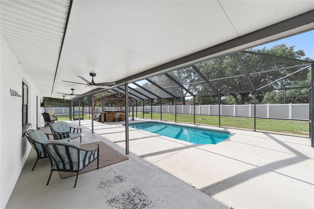 For Sale: $465,000 (3 beds, 2 baths, 1728 Square Feet)