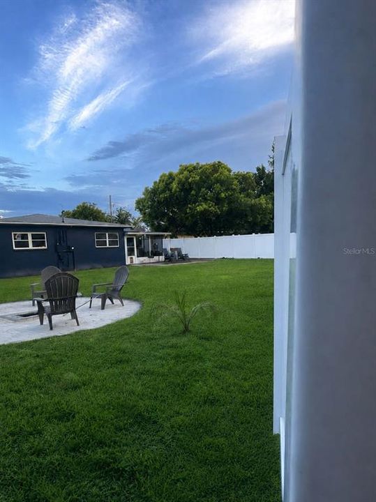 En Renta: $4,820 (3 camas, 2 baños, 1428 Pies cuadrados)
