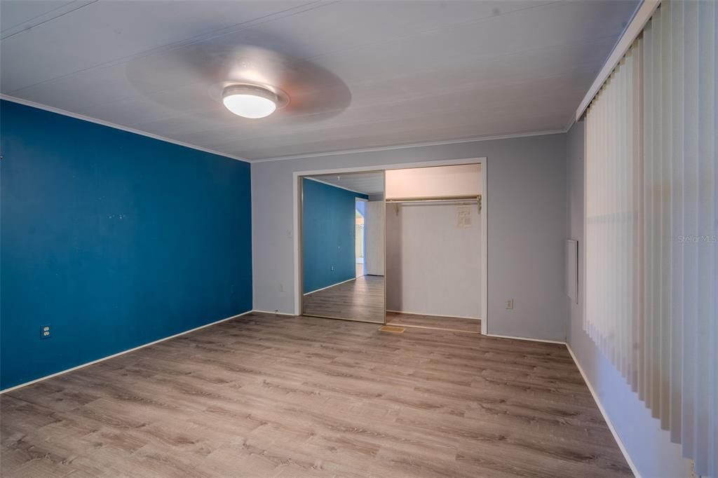 En Venta: $369,900 (2 camas, 2 baños, 2528 Pies cuadrados)