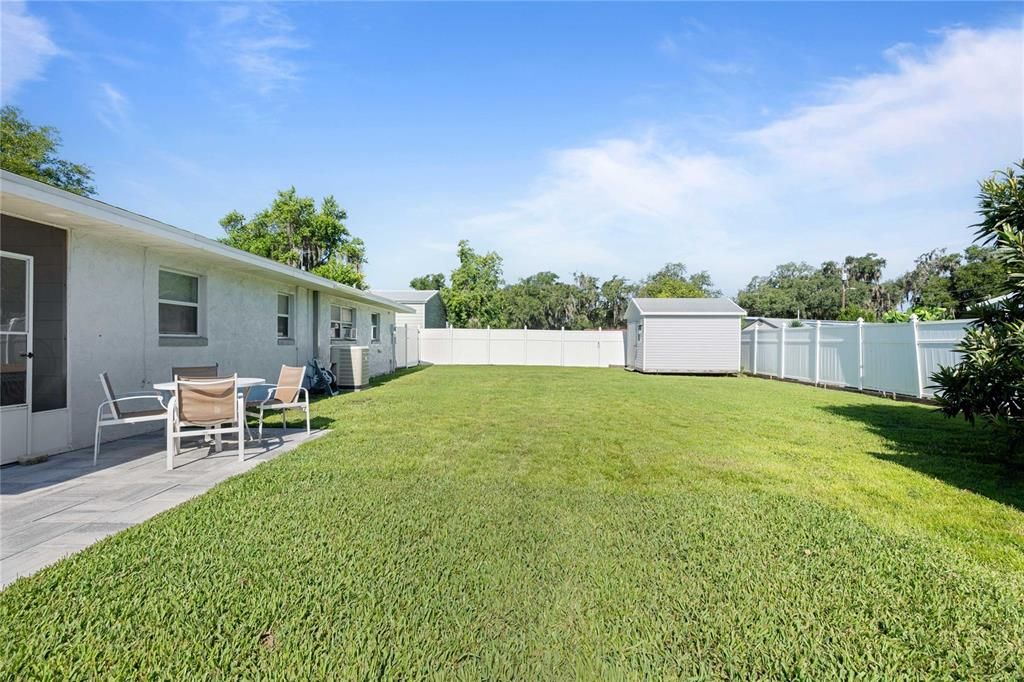 For Sale: $249,900 (2 beds, 1 baths, 1094 Square Feet)
