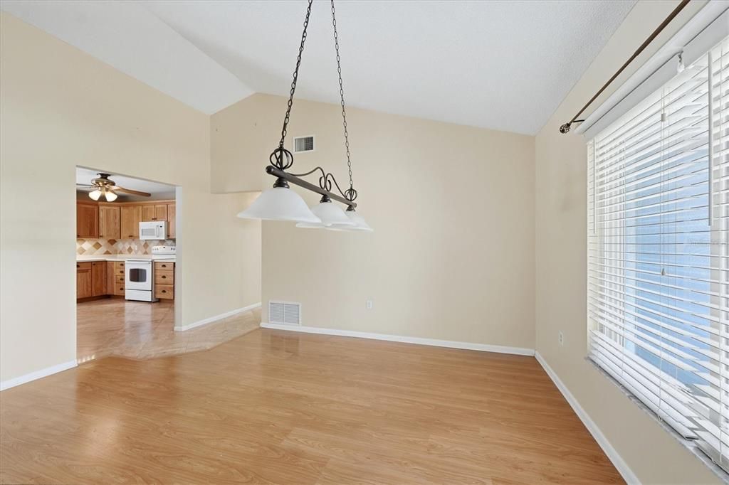For Sale: $509,000 (3 beds, 2 baths, 1821 Square Feet)