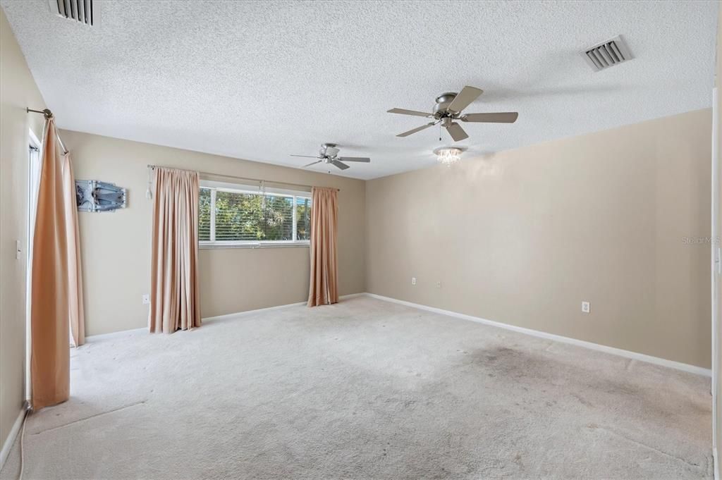 For Sale: $509,000 (3 beds, 2 baths, 1821 Square Feet)