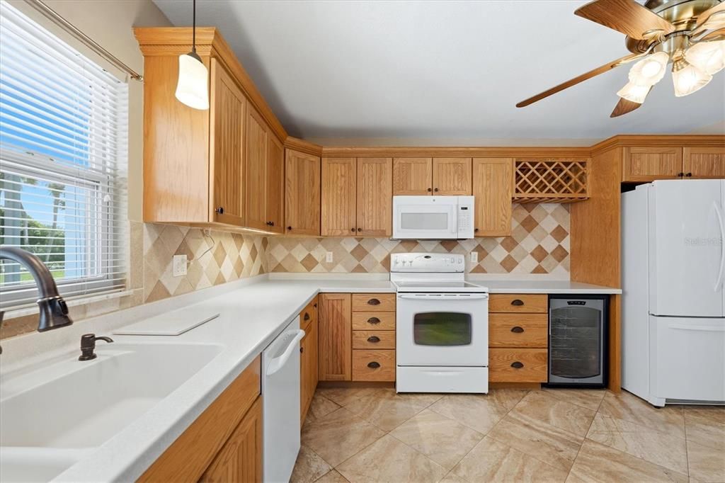 For Sale: $509,000 (3 beds, 2 baths, 1821 Square Feet)