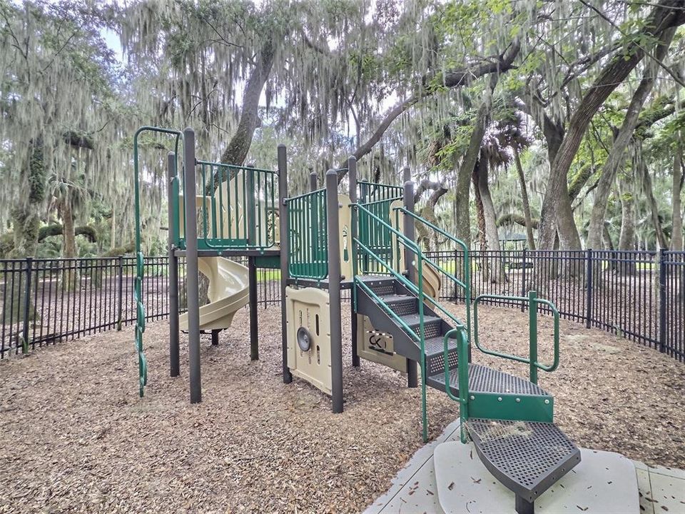 For Sale: $295,000 (0.93 acres)