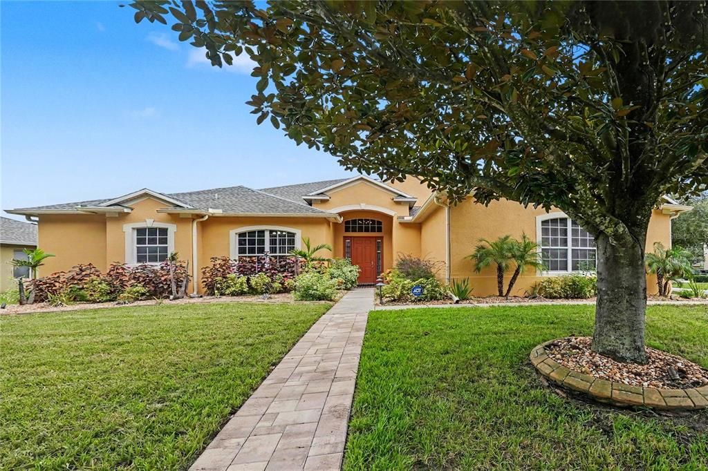For Sale: $515,000 (4 beds, 3 baths, 2832 Square Feet)