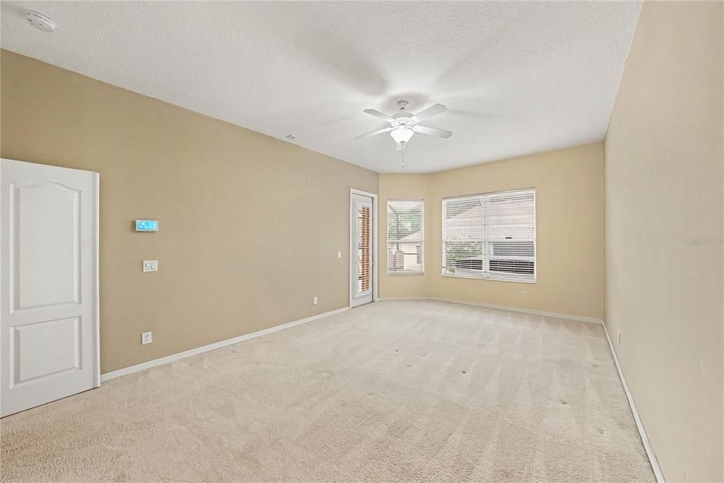 For Sale: $515,000 (4 beds, 3 baths, 2832 Square Feet)