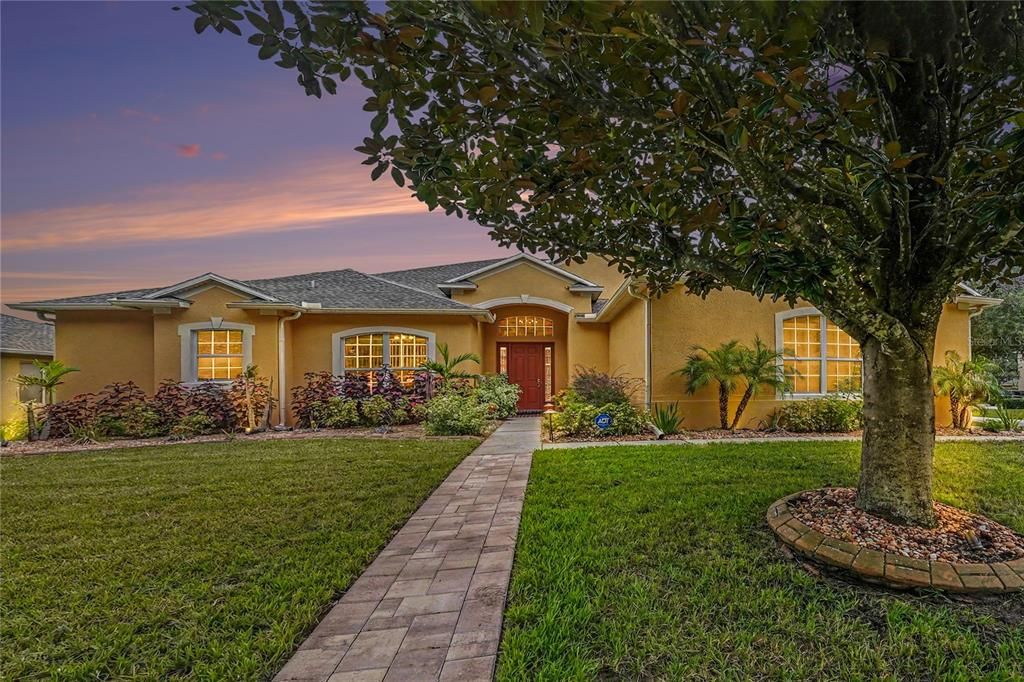 For Sale: $515,000 (4 beds, 3 baths, 2832 Square Feet)