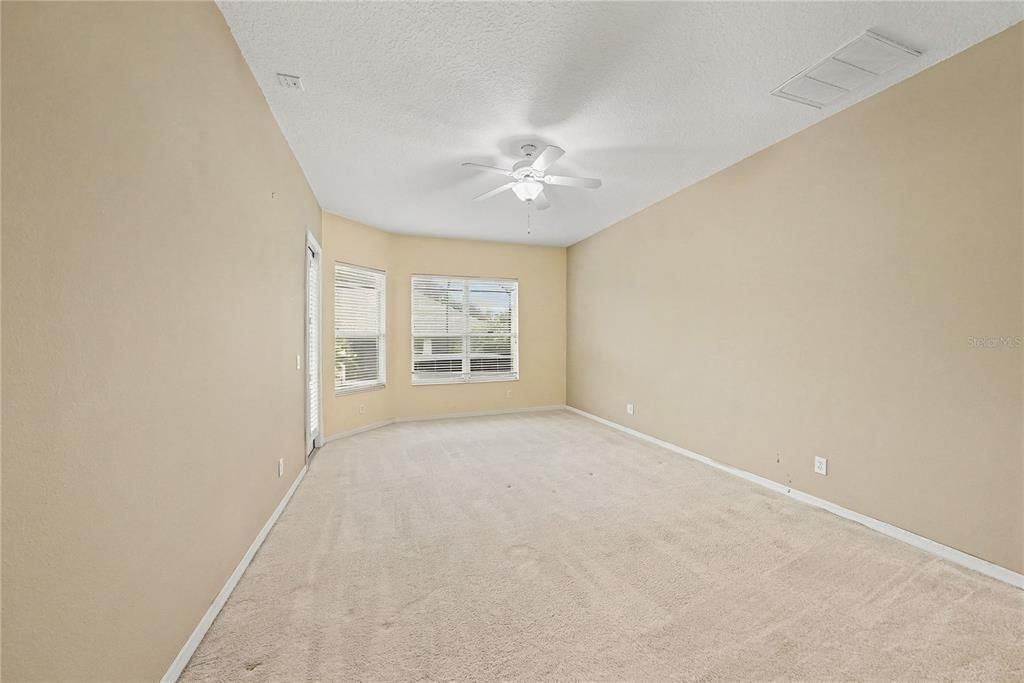 For Sale: $515,000 (4 beds, 3 baths, 2832 Square Feet)