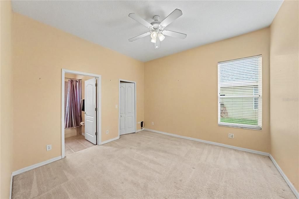 For Sale: $515,000 (4 beds, 3 baths, 2832 Square Feet)