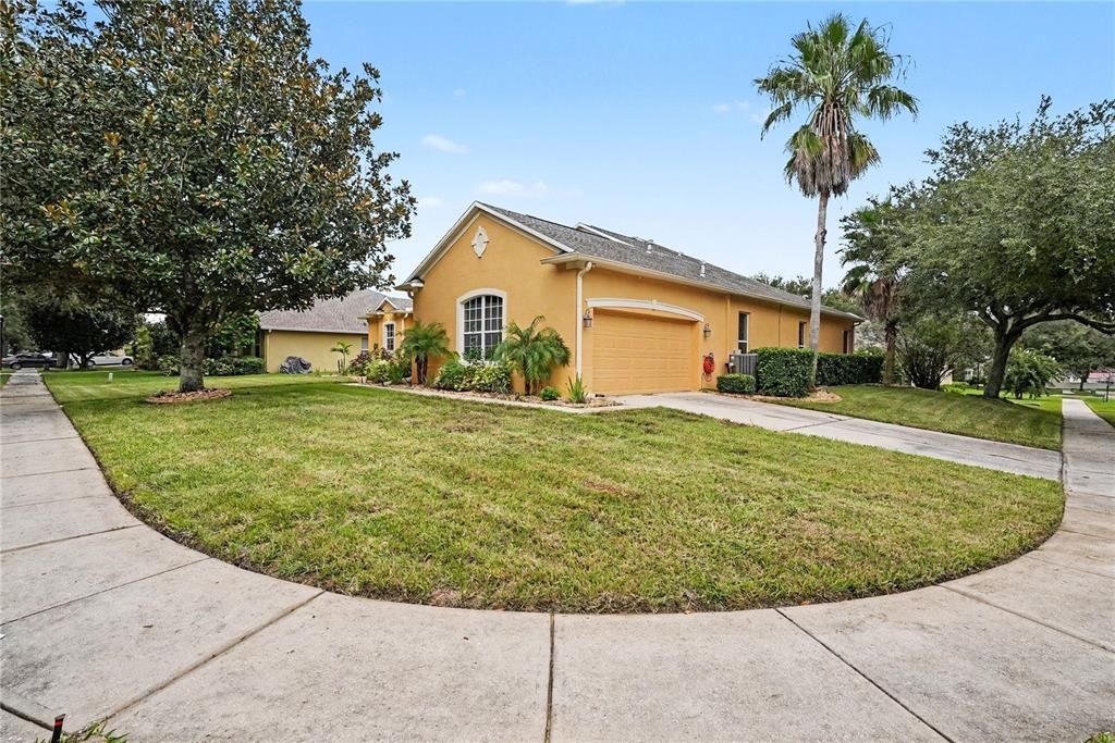 For Sale: $515,000 (4 beds, 3 baths, 2832 Square Feet)