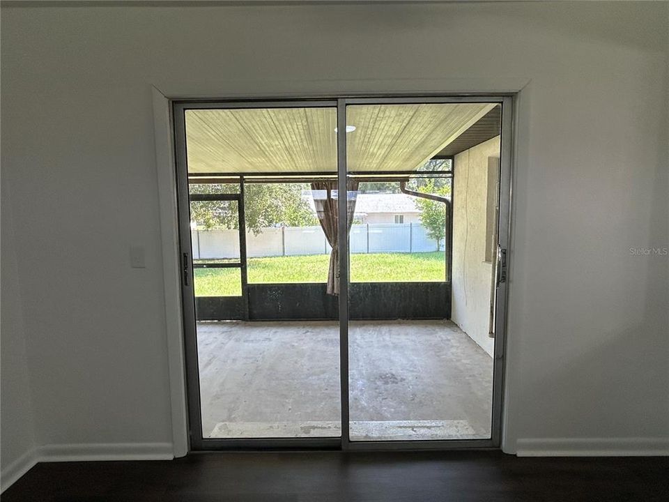 For Sale: $274,900 (3 beds, 2 baths, 1422 Square Feet)