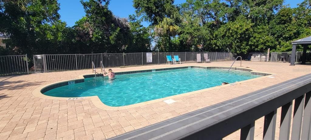 For Sale: $199,000 (3 beds, 2 baths, 1200 Square Feet)
