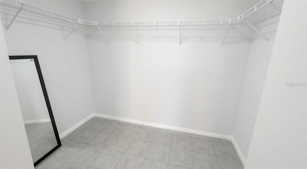 For Sale: $199,000 (3 beds, 2 baths, 1200 Square Feet)