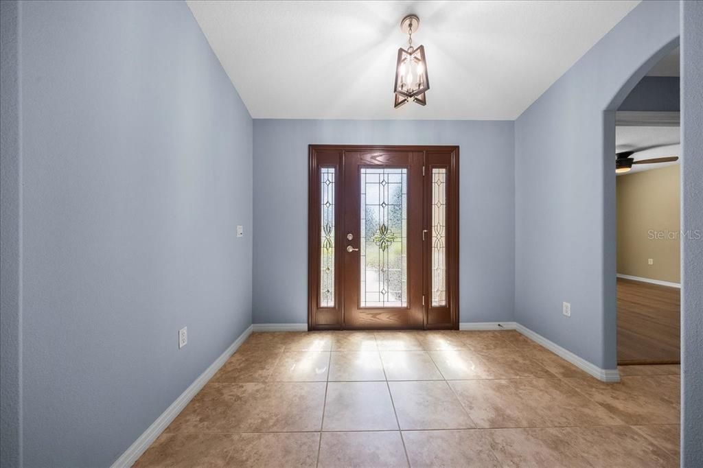 For Sale: $279,999 (3 beds, 2 baths, 1768 Square Feet)
