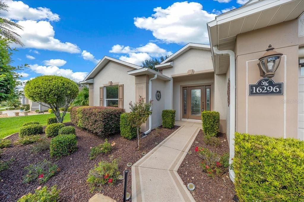For Sale: $279,999 (3 beds, 2 baths, 1768 Square Feet)