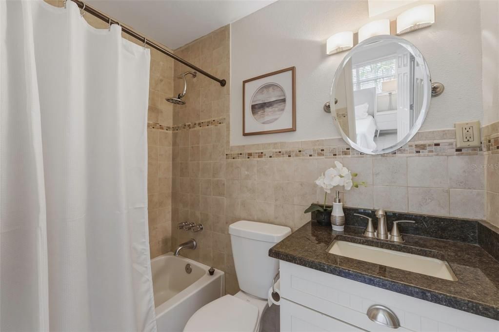 En Venta: $457,500 (4 camas, 2 baños, 1862 Pies cuadrados)