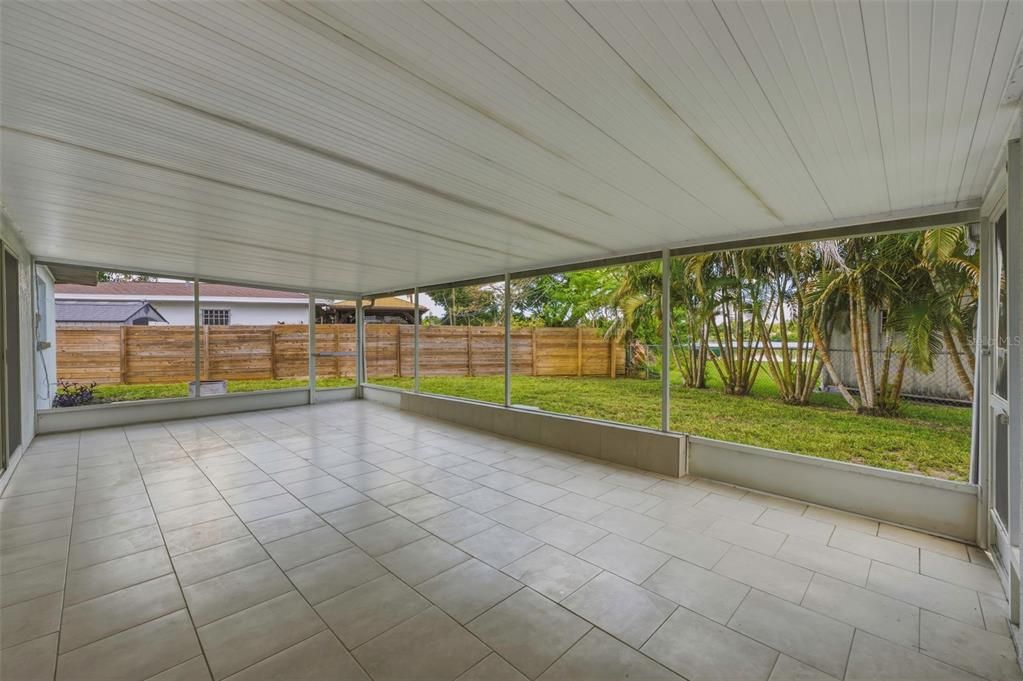 En Venta: $457,500 (4 camas, 2 baños, 1862 Pies cuadrados)