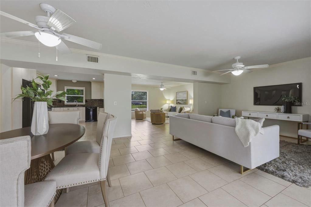 En Venta: $457,500 (4 camas, 2 baños, 1862 Pies cuadrados)