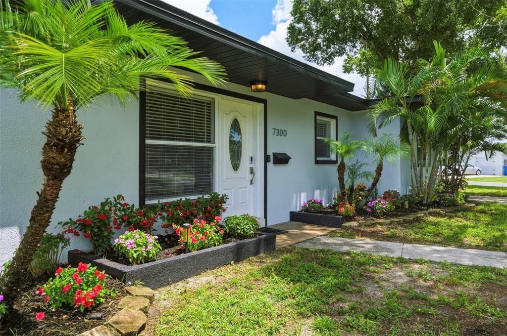 En Venta: $457,500 (4 camas, 2 baños, 1862 Pies cuadrados)