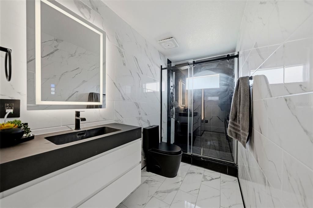 На продажу: $414,900 (3 спален, 2 ванн, 1728 Квадратных фут)