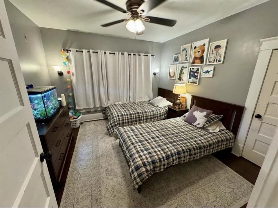 For Rent: $3,495 (4 beds, 2 baths, 1632 Square Feet)