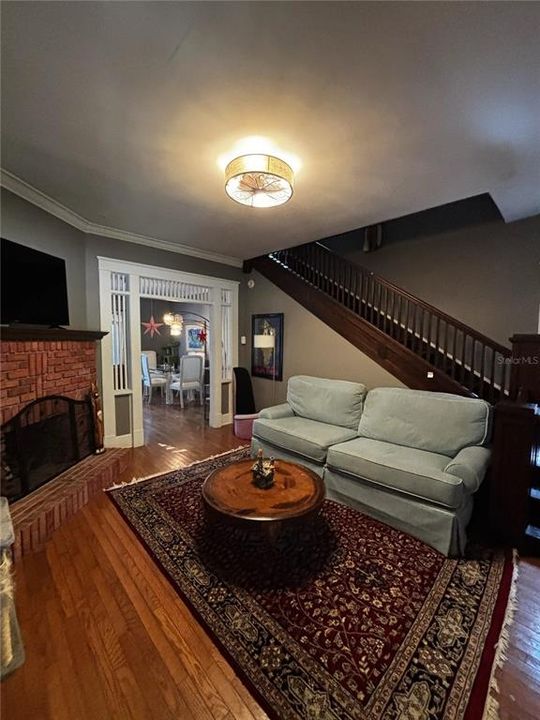 For Rent: $3,495 (4 beds, 2 baths, 1632 Square Feet)