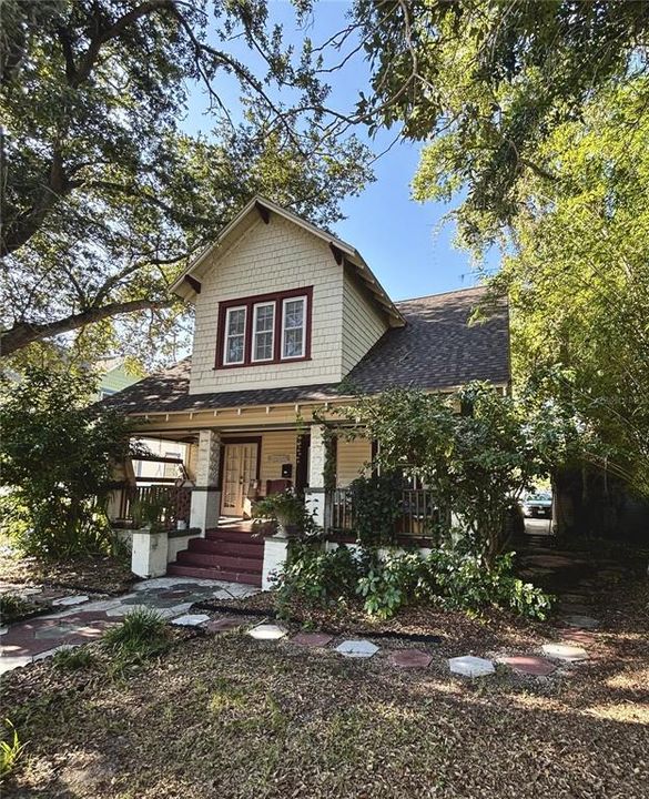 For Rent: $3,495 (4 beds, 2 baths, 1632 Square Feet)