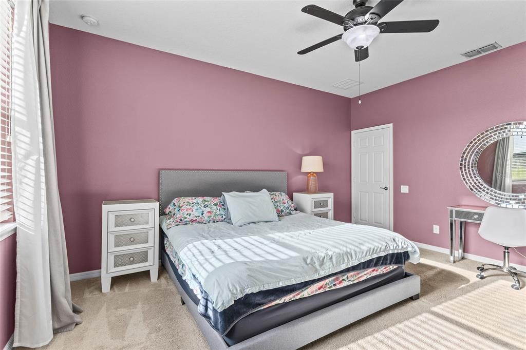 For Sale: $395,000 (3 beds, 2 baths, 1978 Square Feet)