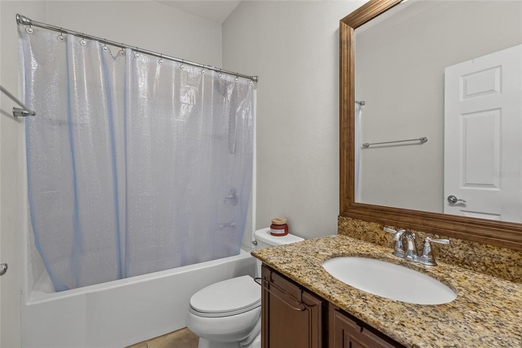 For Sale: $395,000 (3 beds, 2 baths, 1978 Square Feet)