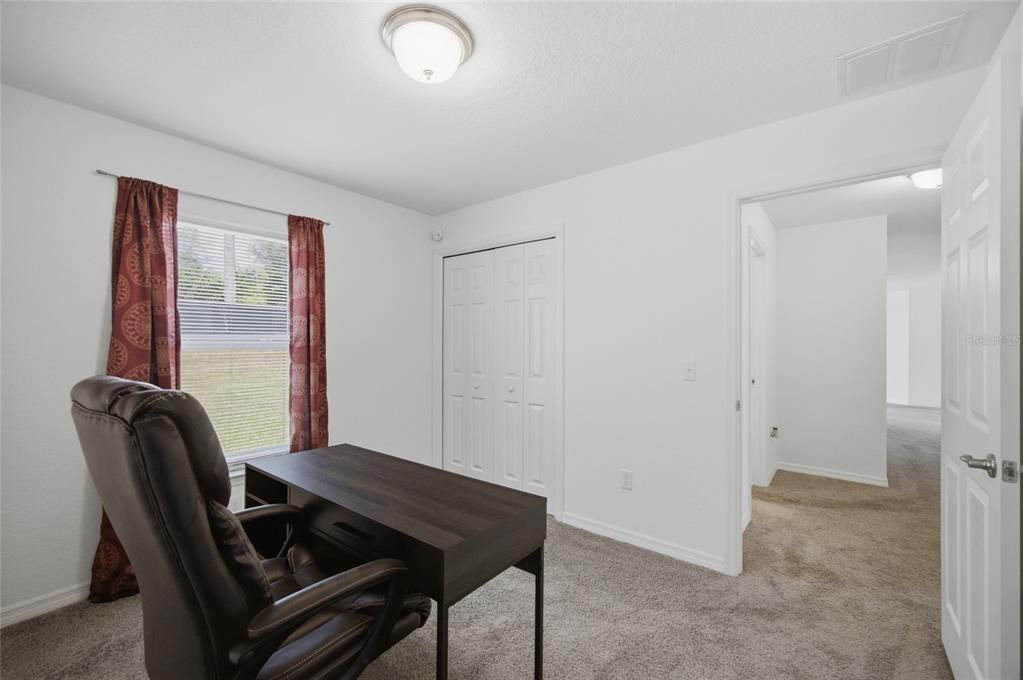 For Rent: $2,000 (4 beds, 2 baths, 1465 Square Feet)