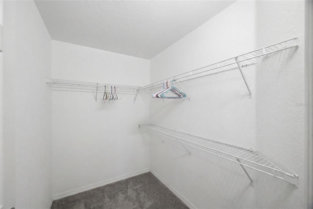 For Rent: $2,000 (4 beds, 2 baths, 1465 Square Feet)