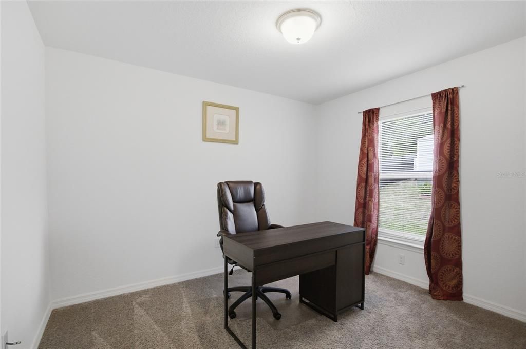 For Rent: $2,000 (4 beds, 2 baths, 1465 Square Feet)