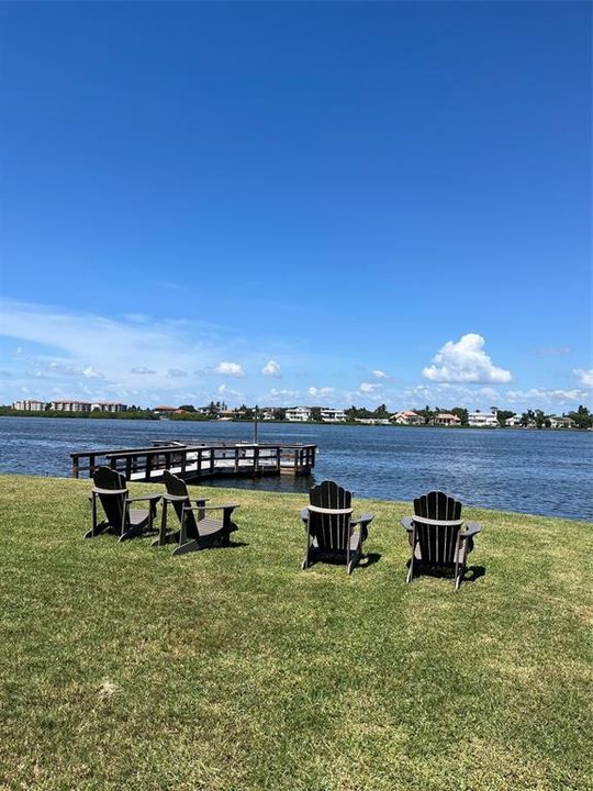 For Sale: $435,000 (2 beds, 1 baths, 754 Square Feet)